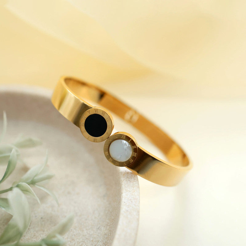 Gold Plated Stainless Steel Roman Numerals Anti Tarnish Geometric Bracelet