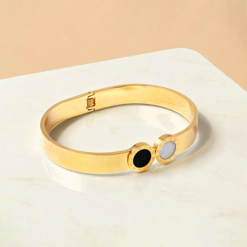 Gold Plated Stainless Steel Roman Numerals Anti Tarnish Geometric Bracelet