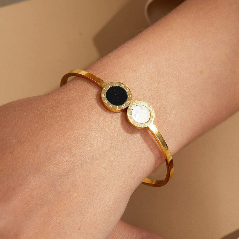 Gold Plated Stainless Steel Roman Numerals Anti Tarnish Geometric Bracelet
