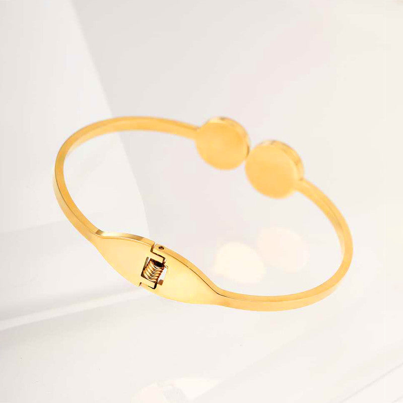 Gold Plated Stainless Steel Roman Numerals Anti Tarnish Geometric Bracelet