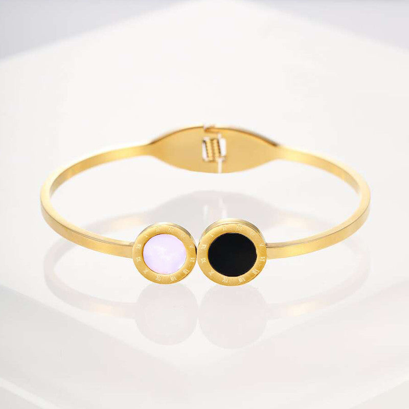Gold Plated Stainless Steel Roman Numerals Anti Tarnish Geometric Bracelet
