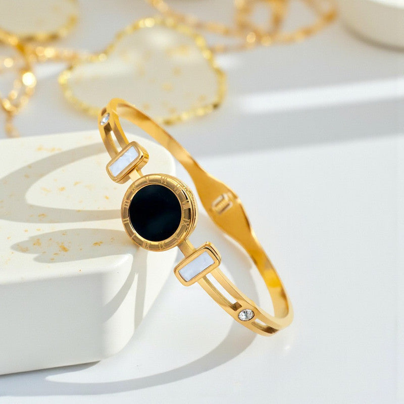 Gold Plated Stainless Steel Roman Numerals Anti Tarnish Geometric Bracelet