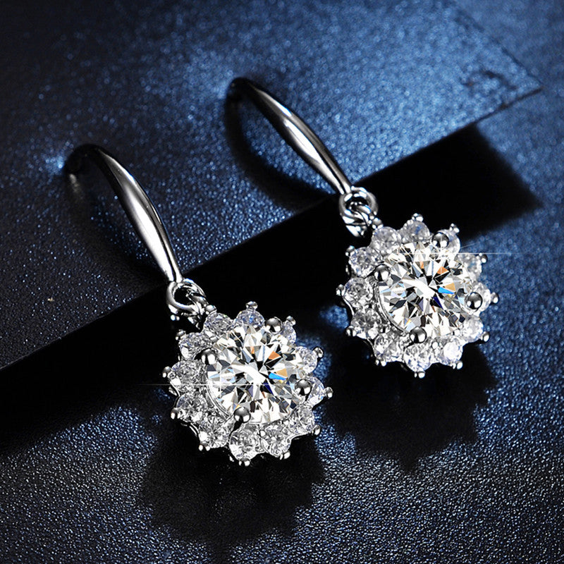 Silver Plated Crystal Studded Anti Tarnish Floral Solitaire Drop Earrings